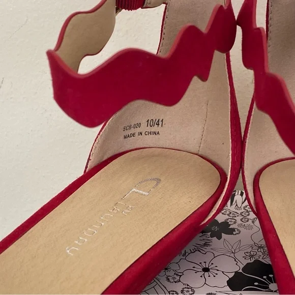 CL by Laundry Women's Studio Super Suede Ruby Red Pointed Toe Flat Womens Sz 10 - Picture 8 of 11
